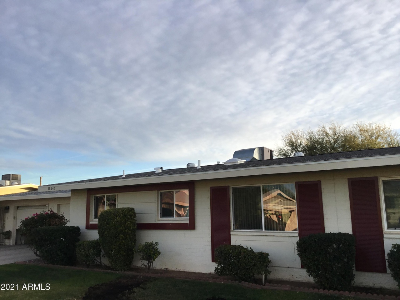 10249 W Snead Cir S Sun City Az 85351 Mls 6179452 Redfin