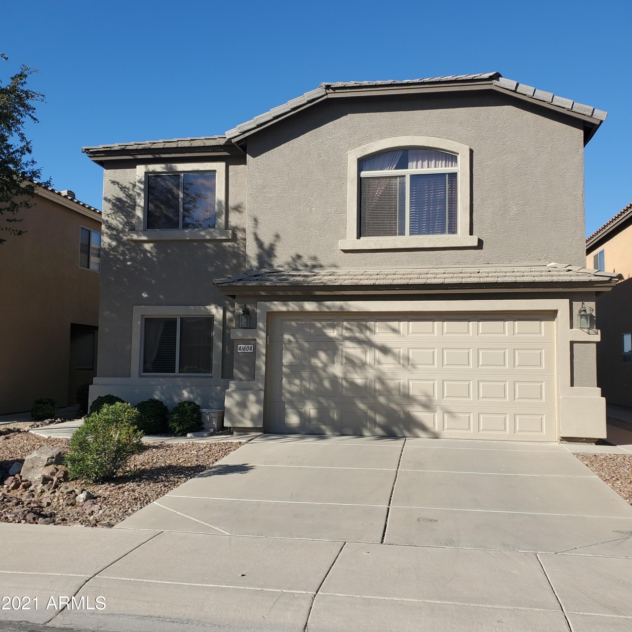 https://ssl.cdn-redfin.com/photo/86/bigphoto/495/6312495_0.jpg
