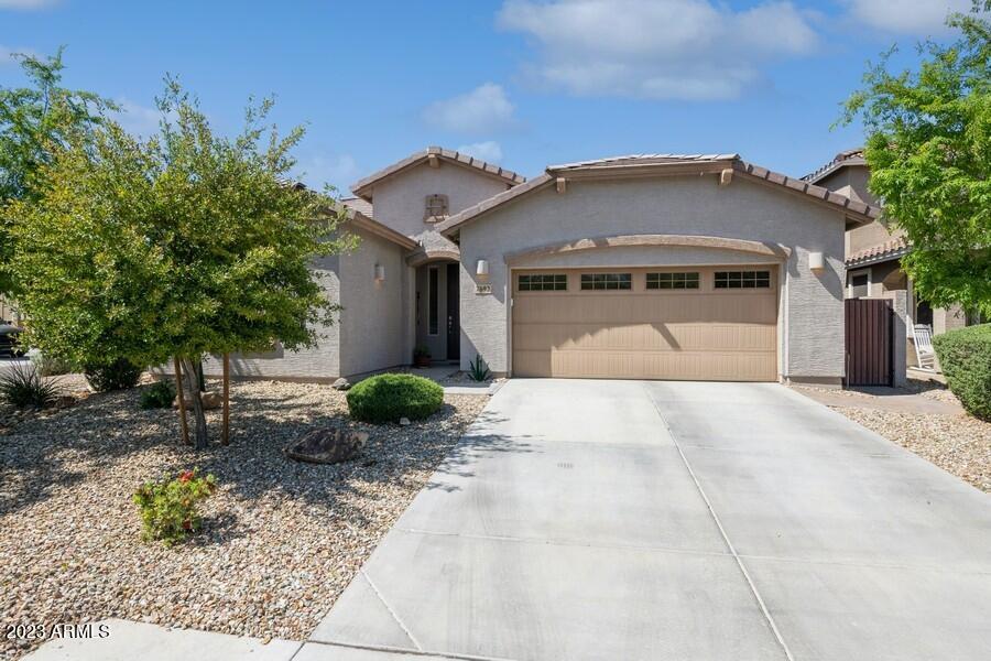 7692 W Quail Track Dr, Peoria, AZ 85383 MLS 6548950 Redfin