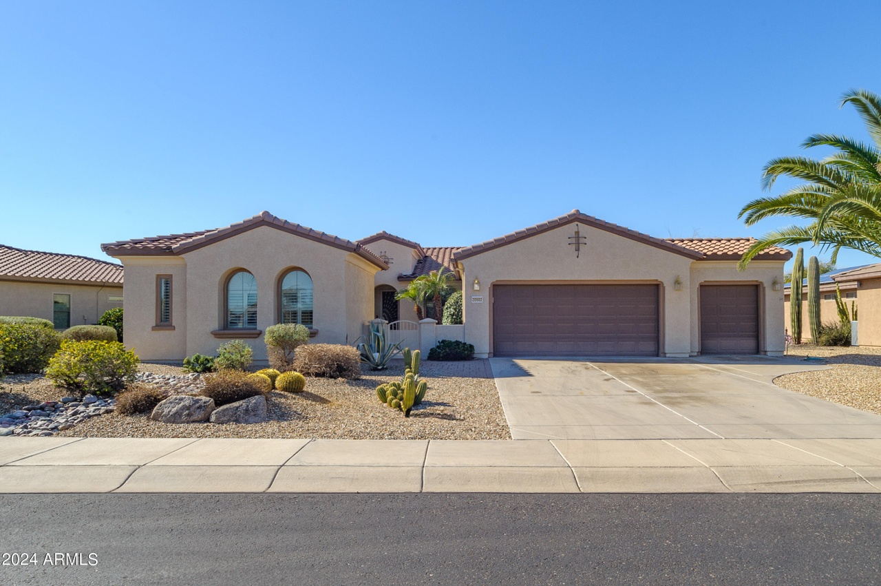 20502 N Date Palm Way, Surprise, AZ 85387 | MLS# 6659974 | Redfin