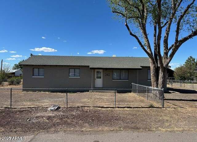 Property at 242 E 7th Ave, Eagar, AZ 85925, 4 beds, 2 baths