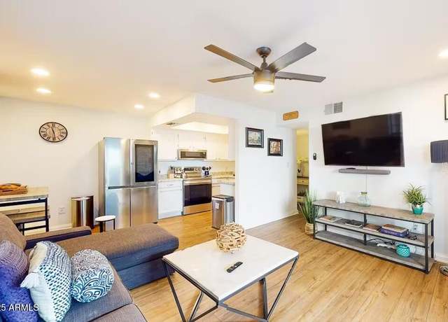 Property at 3002 N 70th St #120, Scottsdale, AZ 85251, 2 beds, 1 bath