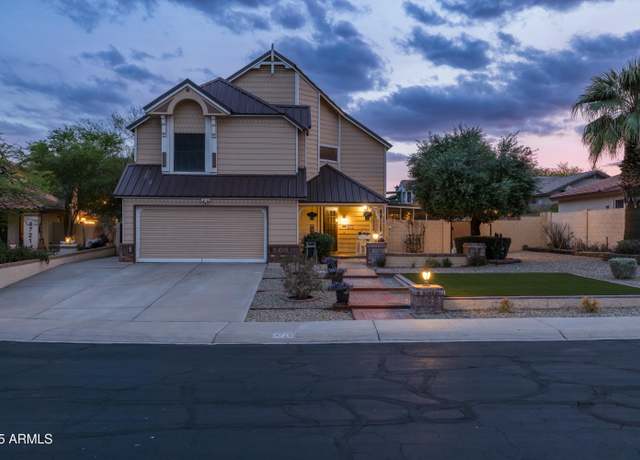 Property at 4715 E Carmen St, Phoenix, AZ 85044, 3 beds, 2.5 baths