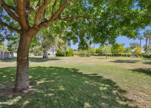 Property at 316 E Bethany Home Rd, Phoenix, AZ 85012, 3 beds, 3 baths