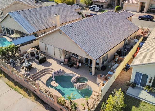 Property at 1437 E Glenhaven Dr, Phoenix, AZ 85048, 3 beds, 2 baths