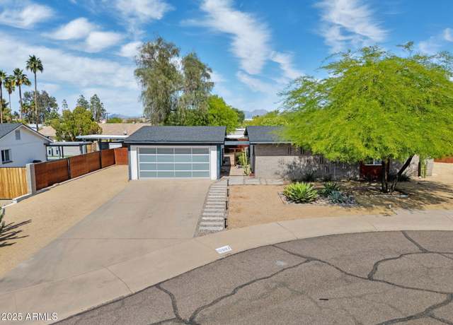Property at 10007 N 30th Pl, Phoenix, AZ 85028, 4 beds, 3 baths