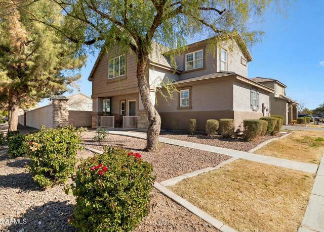 Property at 2212 E Sunland Ave, Phoenix, AZ 85040, 3 beds, 2.5 baths