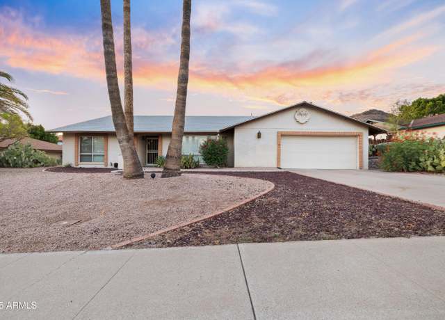 Property at 1116 E Acoma Dr, Phoenix, AZ 85022, 3 beds, 2 baths