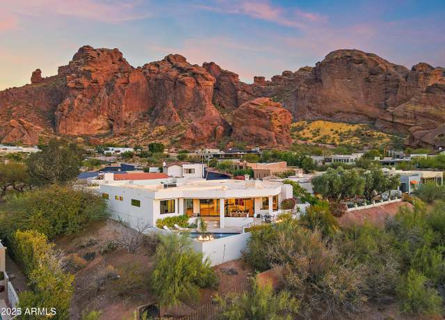 Property at 5724 N Echo Canyon Dr, Phoenix, AZ 85018, 3 beds, 3.5 baths