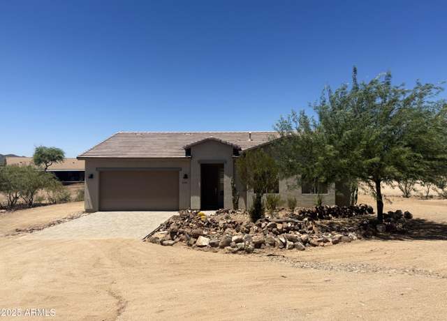 Property at 1514 E Wild Field Dr, New River, AZ 85087, 3 beds, 2 baths