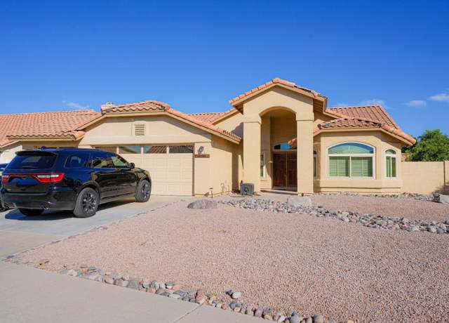 Property at 213 N Riata St, Gilbert, AZ 85234, 3 beds, 2 baths