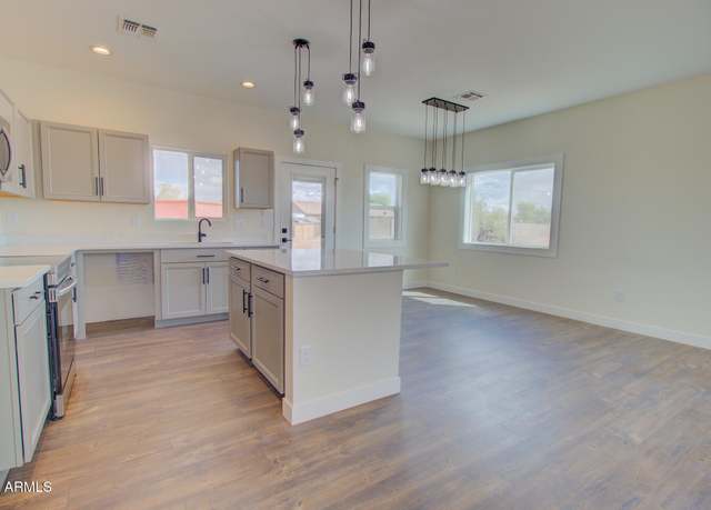 Property at 4115 N Monarch Dr, Eloy, AZ 85131, 3 beds, 2 baths