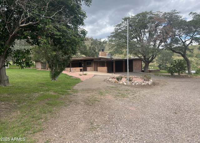 Property at 9990 E Muffin Ln, Hereford, AZ 85615, 3 beds, 3 baths