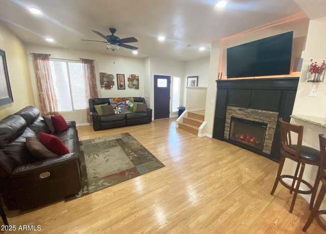 Property at 4805 E Kachina Trl #25, Phoenix, AZ 85044, 3 beds, 2.5 baths