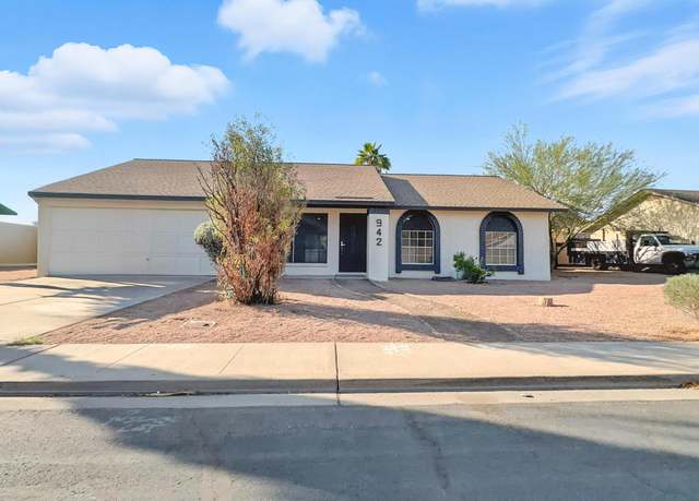 Property at 942 E Greenway St, Mesa, AZ 85203, 3 beds, 2 baths