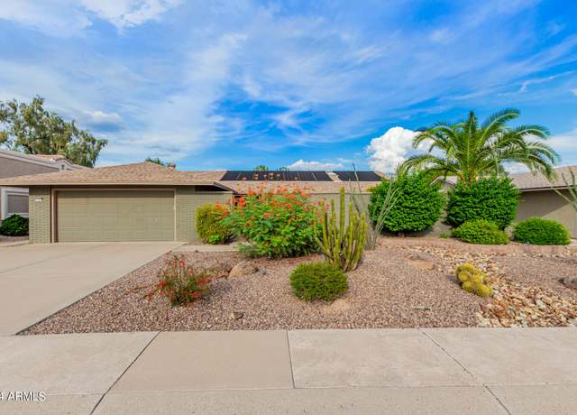 Property at 17603 N Lindgren Ave, Sun City, AZ 85373, 2 beds, 2 baths