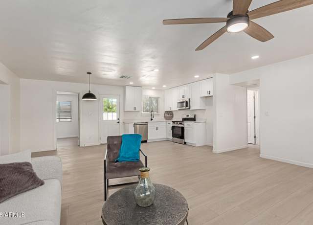 Property at 1340 N Oregon St, Chandler, AZ 85225, 4 beds, 3 baths