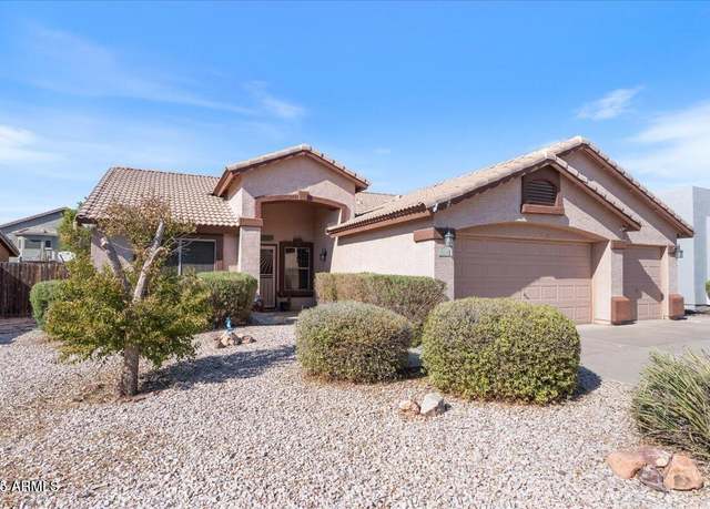 Property at 8026 W Hilton Ave, Phoenix, AZ 85043, 3 beds, 2 baths