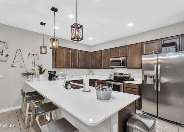 Property at 21090 E Domingo Rd, Queen Creek, AZ 85142, 4 beds, 3 baths