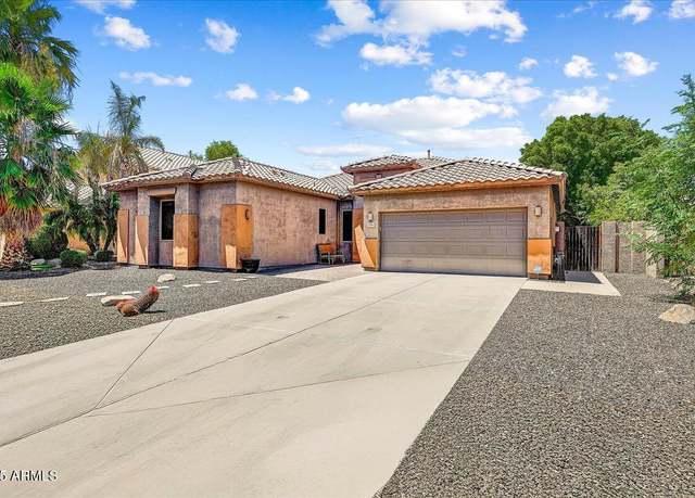 Property at 776 W Carob Way, Chandler, AZ 85248, 4 beds, 2 baths
