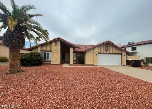 Property at 7720 W Cholla St, Peoria, AZ 85345, 3 beds, 2 baths