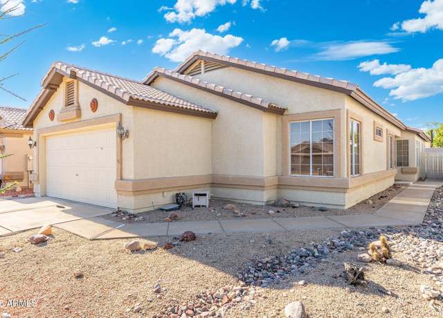 Property at 10622 W Mohawk Ln, Peoria, AZ 85382, 3 beds, 2 baths