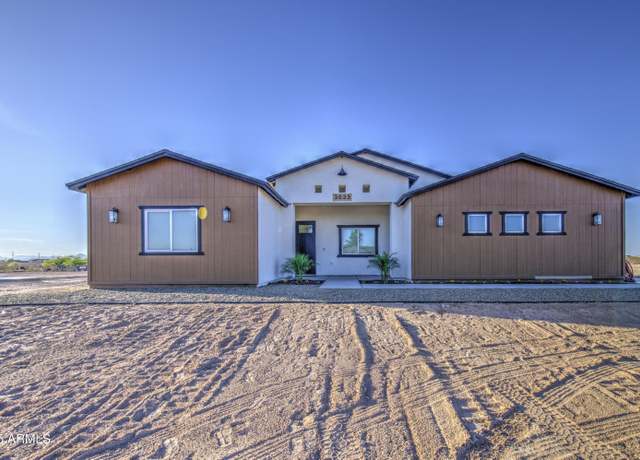 Property at 3033 N 367th Ave, Tonopah, AZ 85354, 4 beds, 3 baths