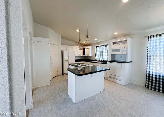 Property at 2934 N 333rd Ave, Tonopah, AZ 85354, 3 beds, 2 baths