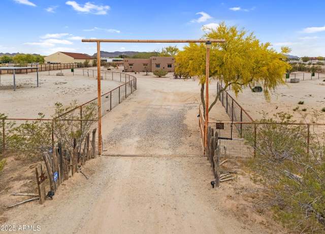 Property at 29204 N Bryce Trl, Queen Creek, AZ 85144, 3 beds, 2 baths