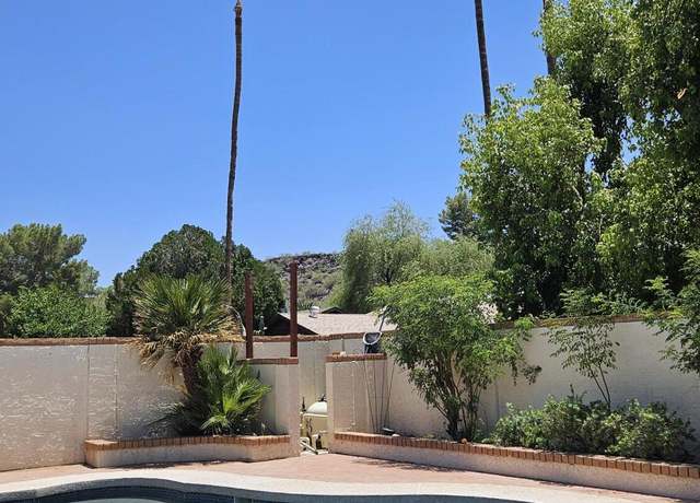 Property at 1743 W Acoma Dr, Phoenix, AZ 85023, 3 beds, 2 baths
