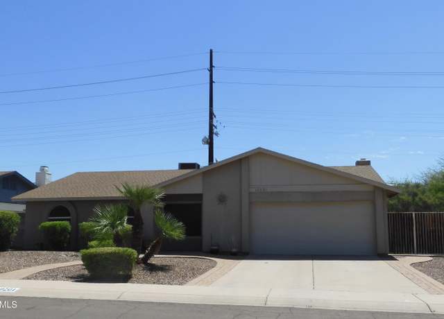Property at 10201 S 49th St, Phoenix, AZ 85044, 3 beds, 2 baths