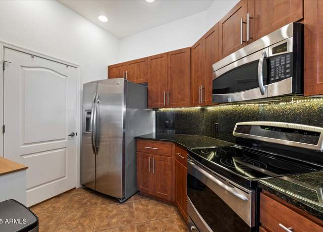 Property at 11640 N Tatum Blvd #3091, Phoenix, AZ 85028, 3 beds, 2 baths