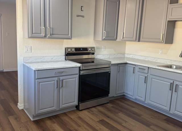 Property at 6415 S Montezuma St, Phoenix, AZ 85041, 4 beds, 2 baths