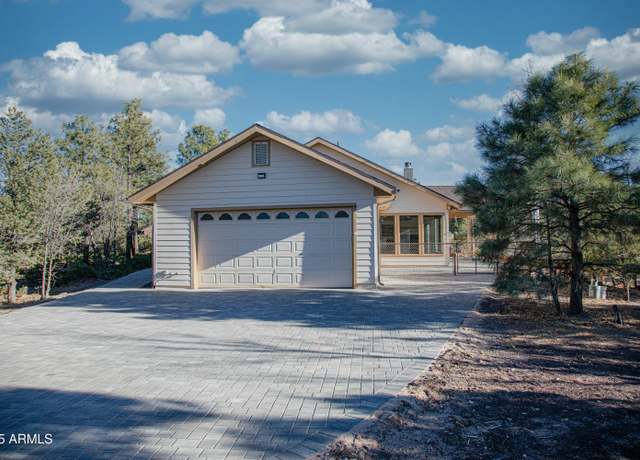 Property at 1471 W Pine Tree Ct, Show Low, AZ 85901, 3 beds, 2 baths
