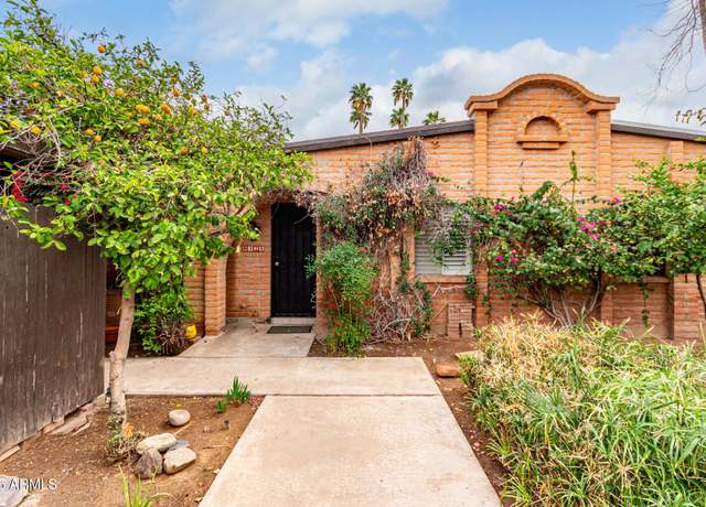 Property at 3046 N 32nd St #328, Phoenix, AZ 85018, 2 beds, 1.5 baths
