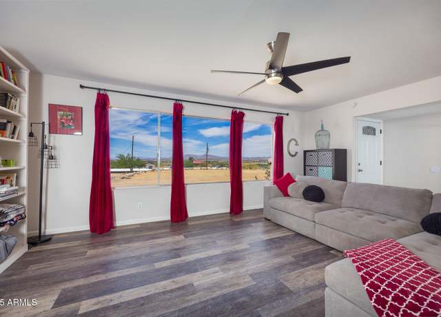 Property at 370 E Silverwood Ln, Benson, AZ 85602, 4 beds, 2 baths
