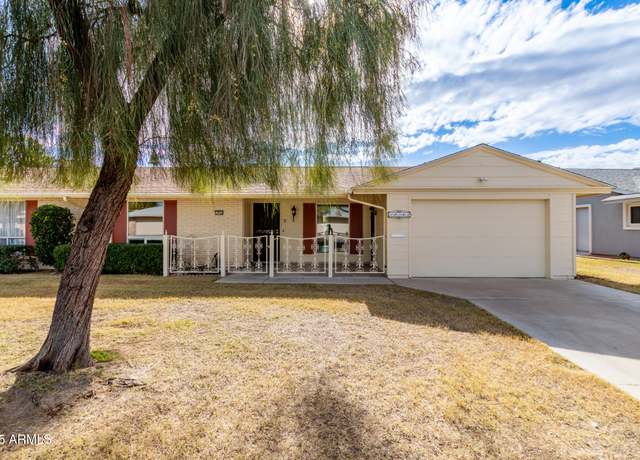 Property at 10343 W Prairie Hills Cir, Sun City, AZ 85351, 2 beds, 2 baths