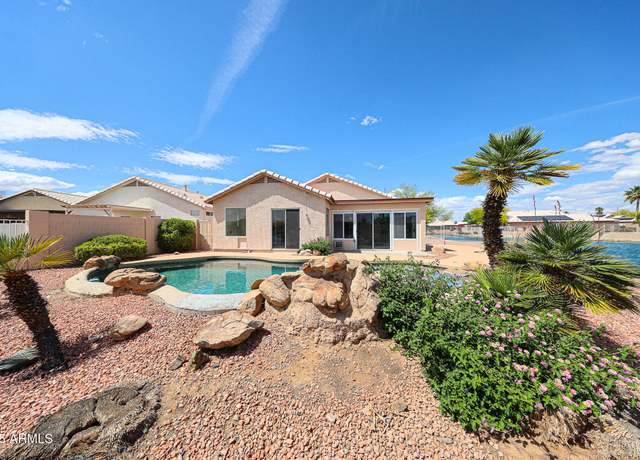Property at 11017 W Tonto Ln, Peoria, AZ 85373, 2 beds, 2 baths