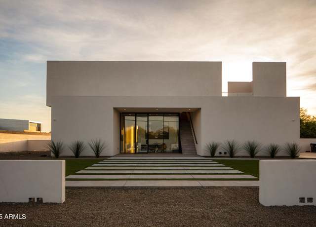 Property at 10310 N 37th St, Phoenix, AZ 85028, 5 beds, 3.5 baths