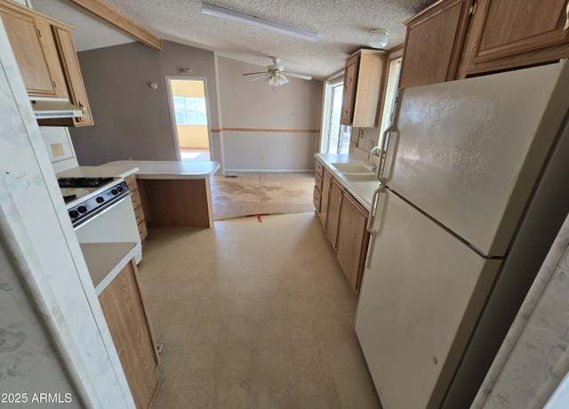 Property at 10997 N Hualapai Dr, Casa Grande, AZ 85122, 3 beds, 2 baths