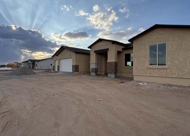 Property at 22204 W Dale Ln, Wittmann, AZ 85361, 3 beds, 2.5 baths
