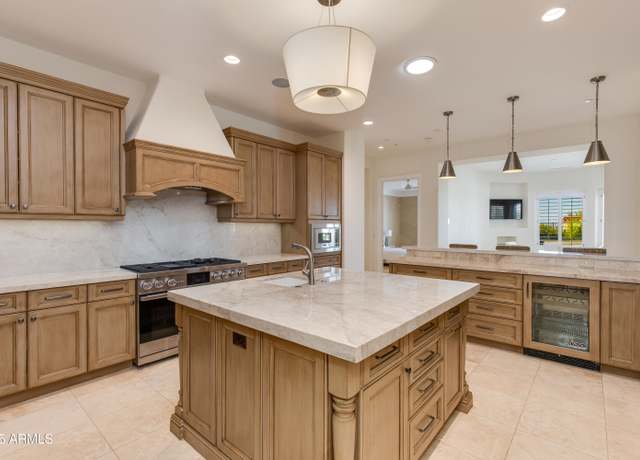 Property at 3905 E Sierra Vista Dr, Paradise Valley, AZ 85253, 3 beds, 3.5 baths