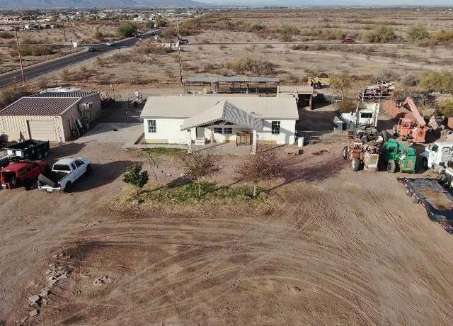 Property at 12601 S Hermit Rd, Buckeye, AZ 85326, 3 beds, 2 baths