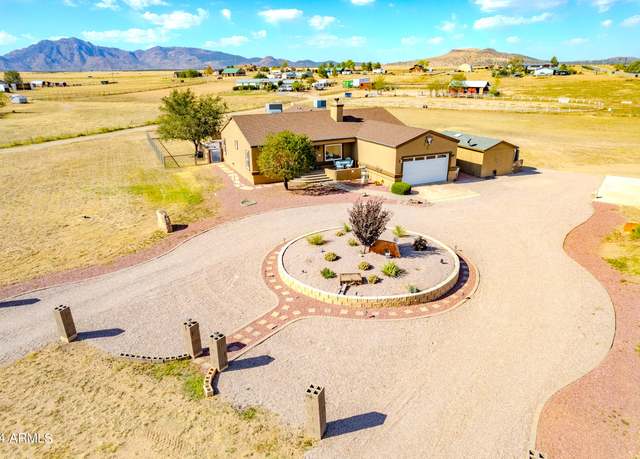 Property at 1780 S Yellow Brick Rd, Chino Valley, AZ 86323, 3 beds, 3 baths