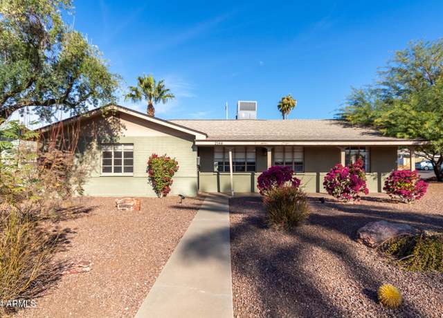 Property at 2146 E Whitton Ave, Phoenix, AZ 85016, 3 beds, 2 baths