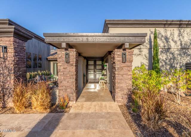 Property at 9515 N 47th St, Phoenix, AZ 85028, 4 beds, 2 baths