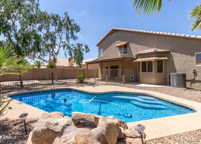 Property at 233 W Baylor Ln, Gilbert, AZ 85233, 4 beds, 2.75 baths