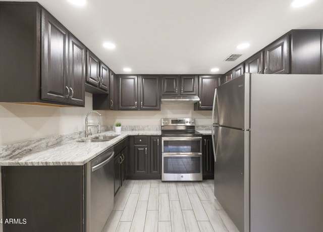 Property at 7920 E Camelback Rd #206, Scottsdale, AZ 85251, 1 bed, 1 bath