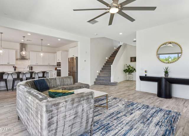 Property at 22306 N 34th Pl, Phoenix, AZ 85050, 4 beds, 3.5 baths