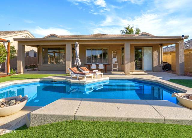 Property at 10909 W Chase Ln, Avondale, AZ 85323, 3 beds, 2 baths